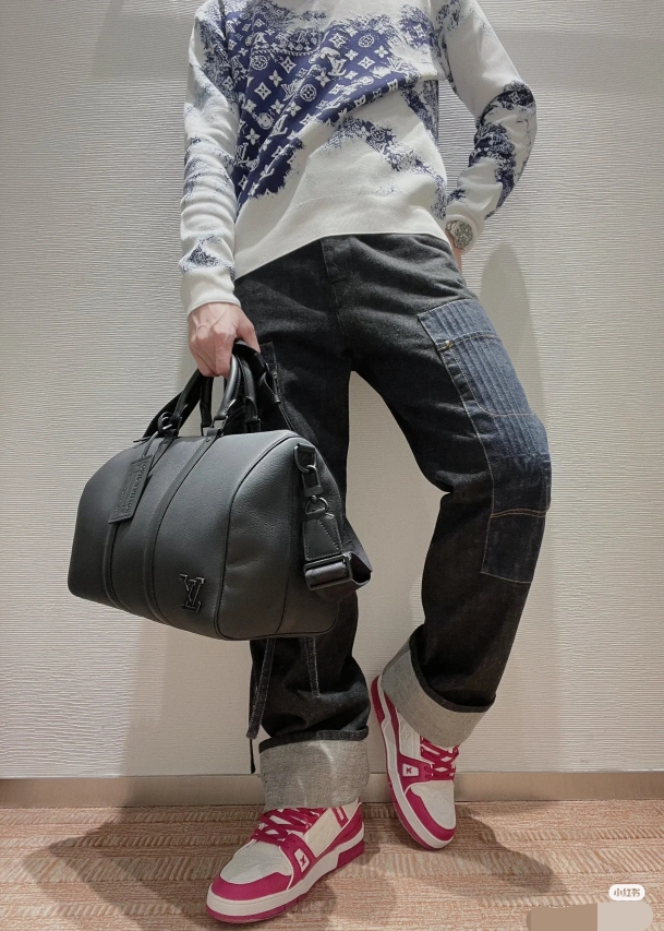 2025224M5708810243549