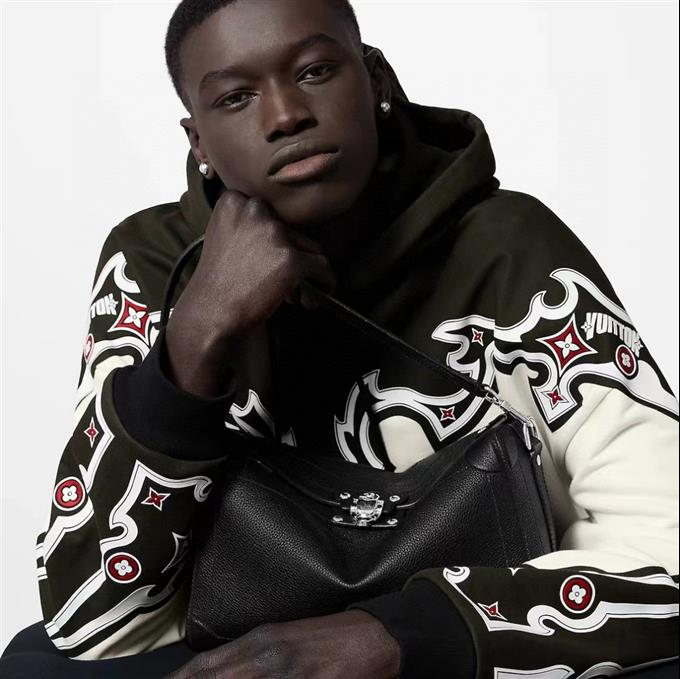 2025224M11615101743287