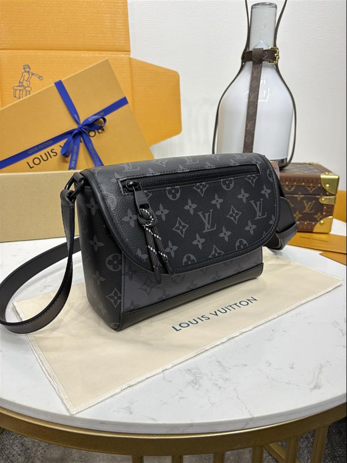 2025224M12681101729535