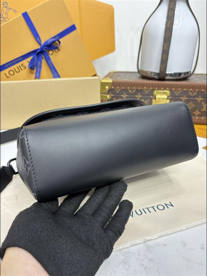 2025224M12681101729567