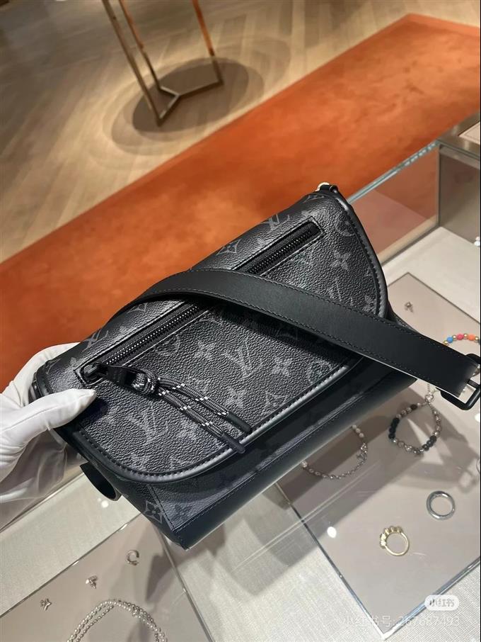 2025224M12681101743550