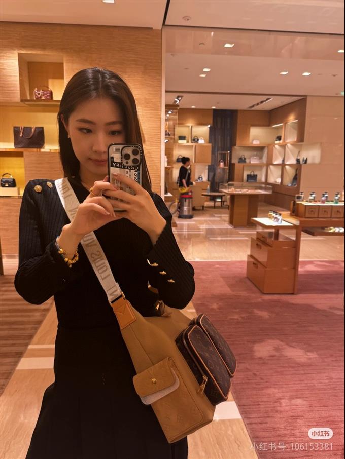 2025224M12697101745589