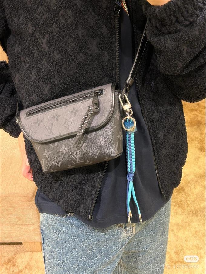 2025224M12806101748613