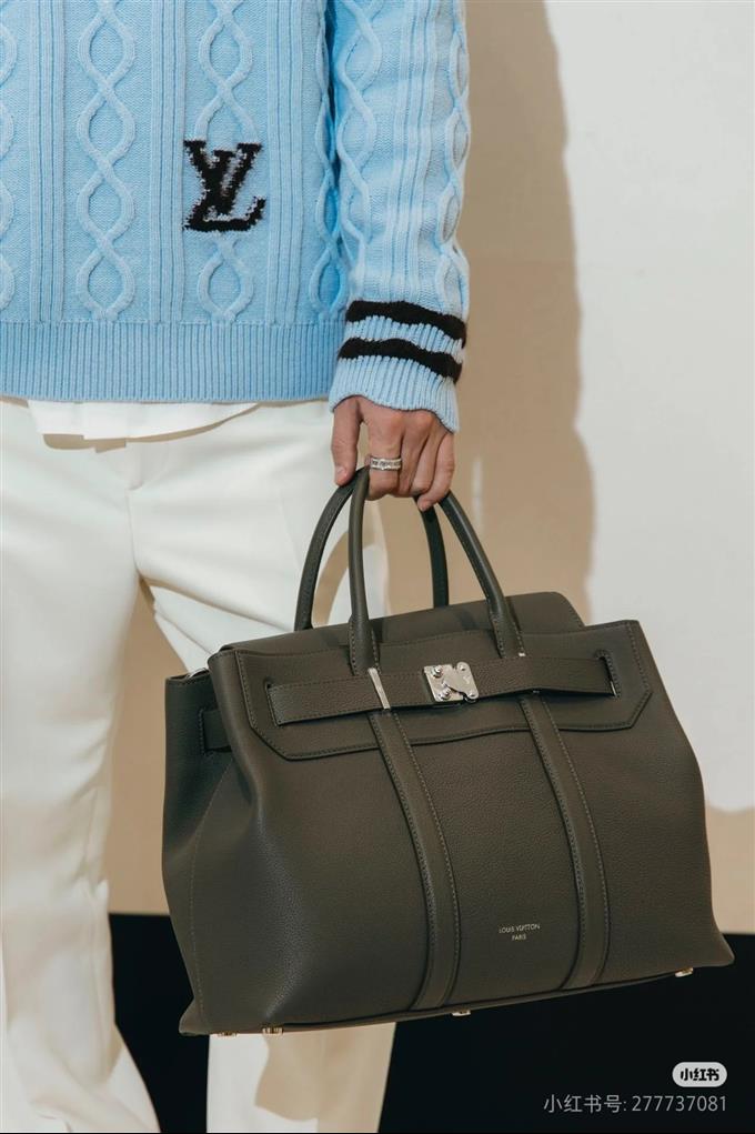 2025224M23154101734694