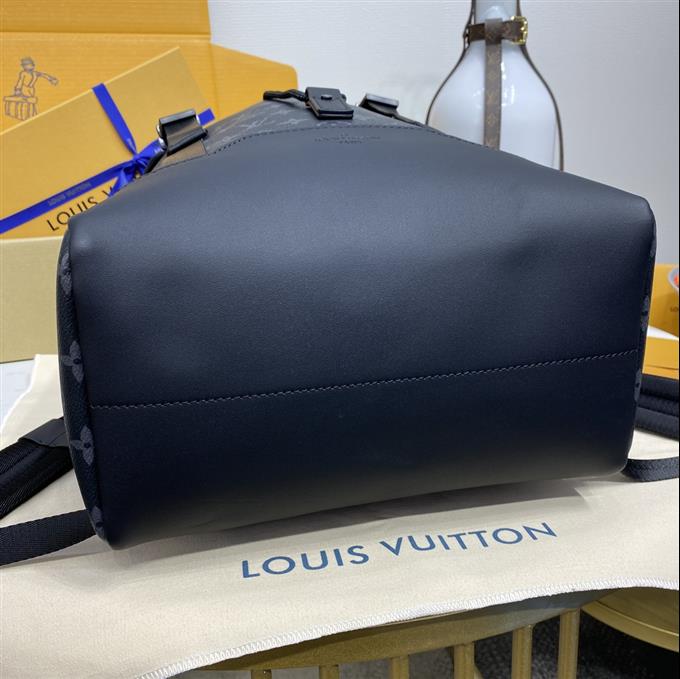 2025224M46792101718286