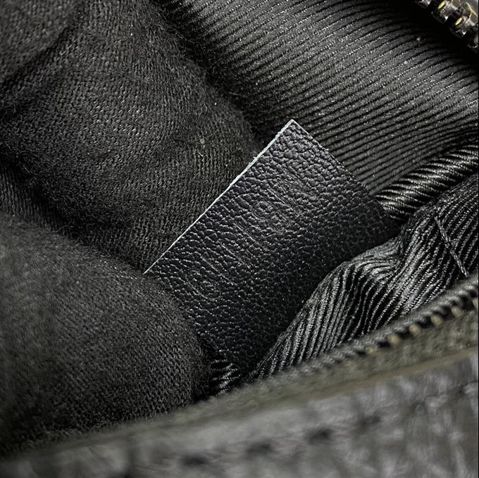 2025224M55702101725928