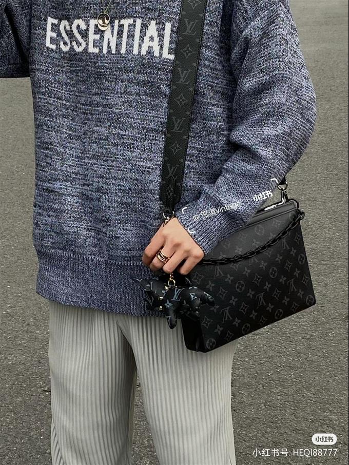 2025224M61692101749771