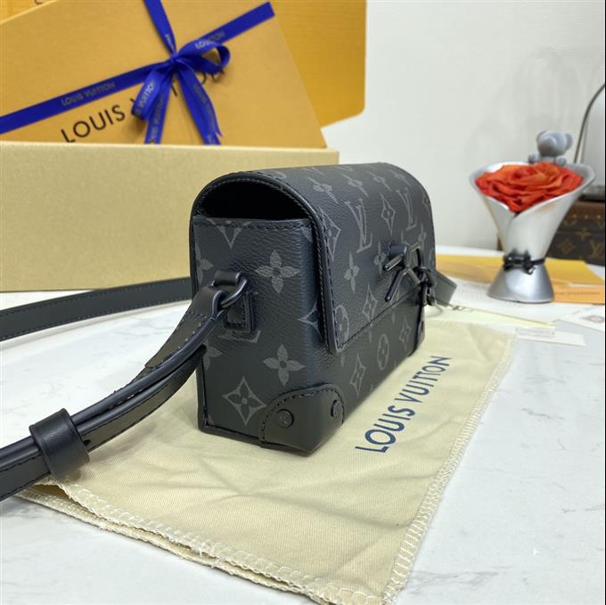 2025224M81783101731935