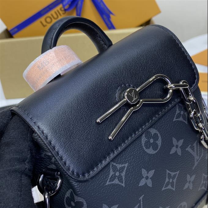 2025224M82774101728385