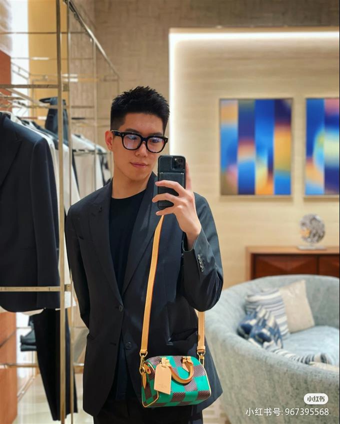 2025224N40534101742974