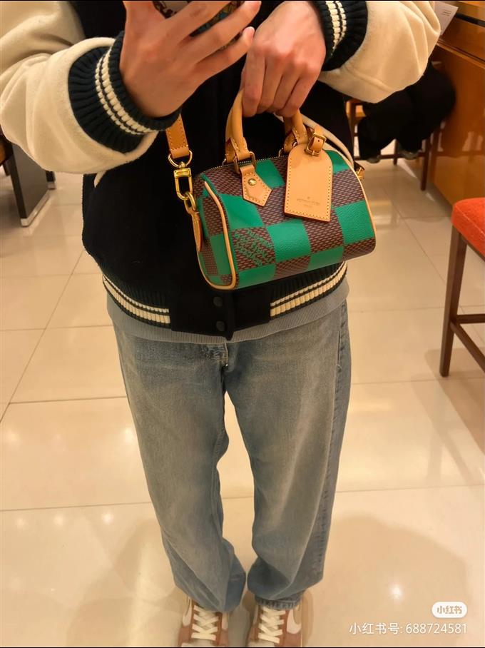 2025224N4053410174336