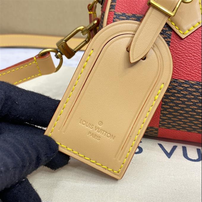 2025224N40611101731100