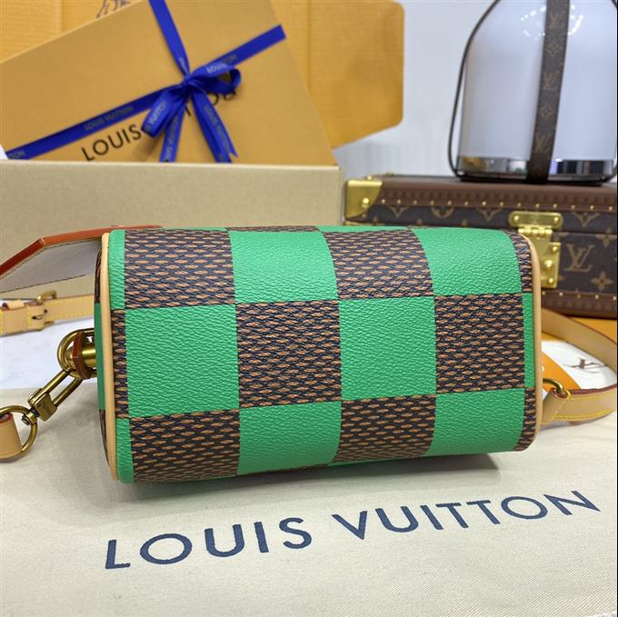 2025224N40611101731368