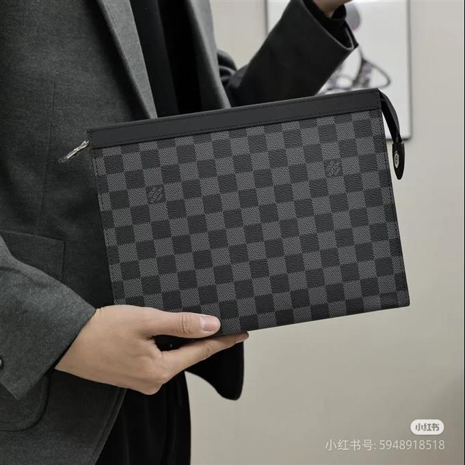 2025224N41696101743147