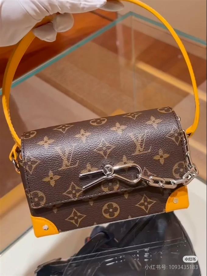 2025224M12811101535803