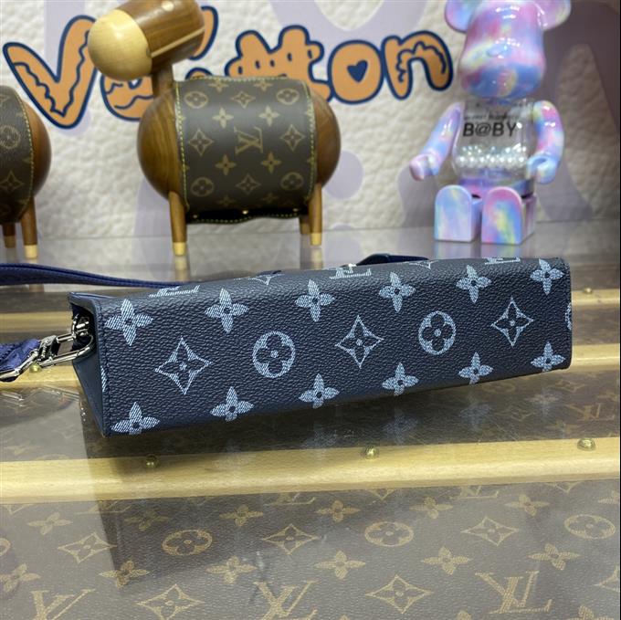 2025224M81124122028288