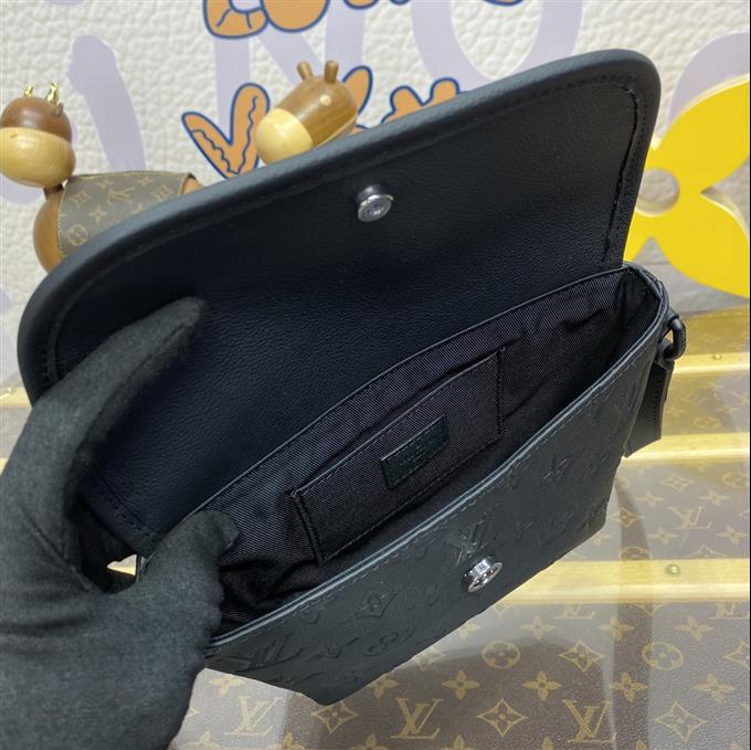 2025224M12636123055894