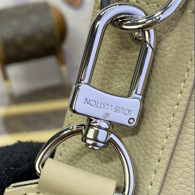 2025224M22611121638399