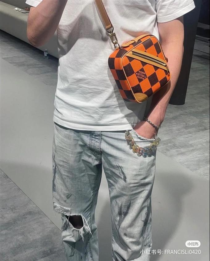 2025224N40548125332613