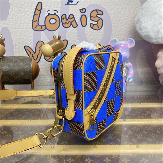 2025224N40561125331800