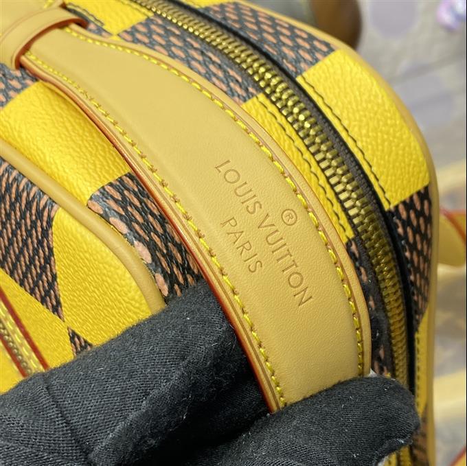 2025224N40561125332329