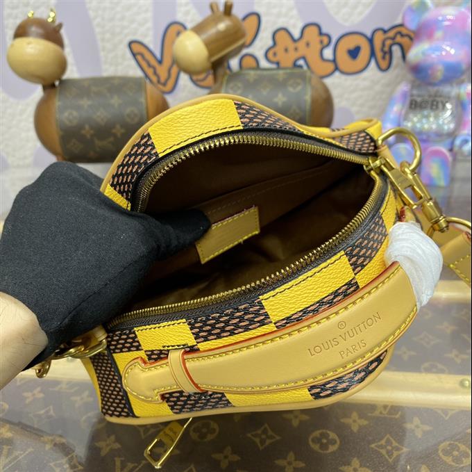 2025224N40561125332377