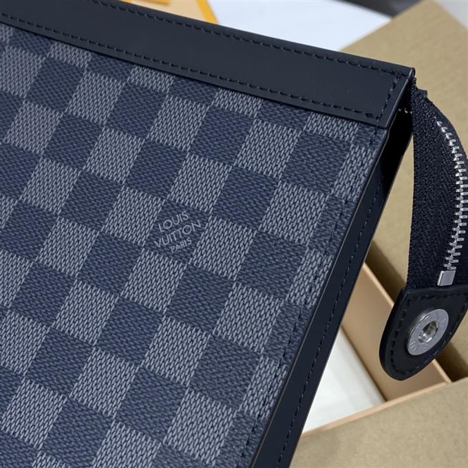 2025224M616921218115