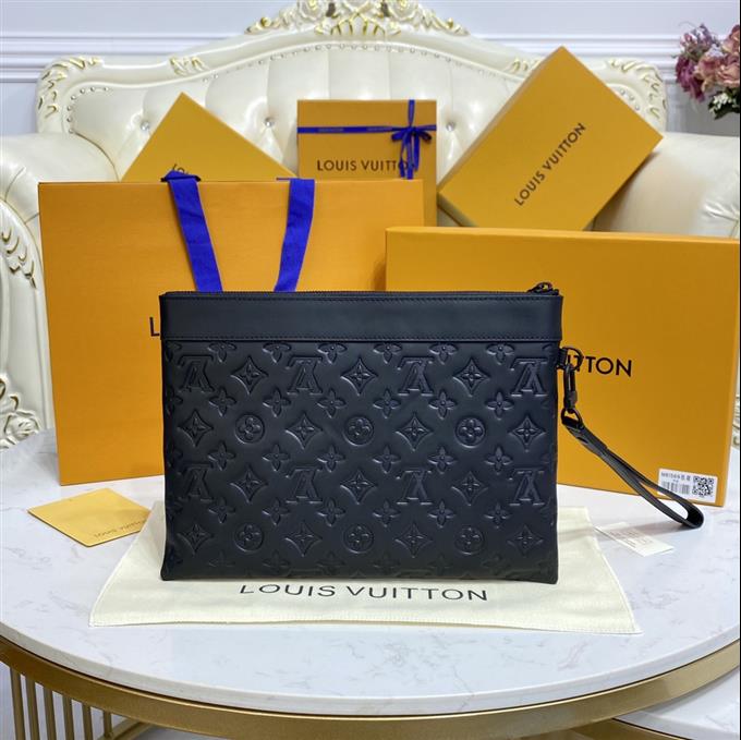 2025224M81569121759840