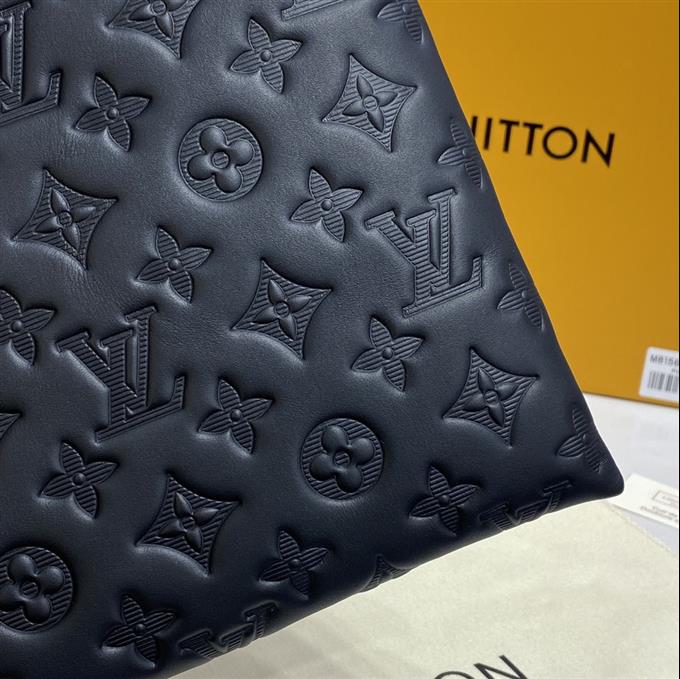 2025224M81569121759872