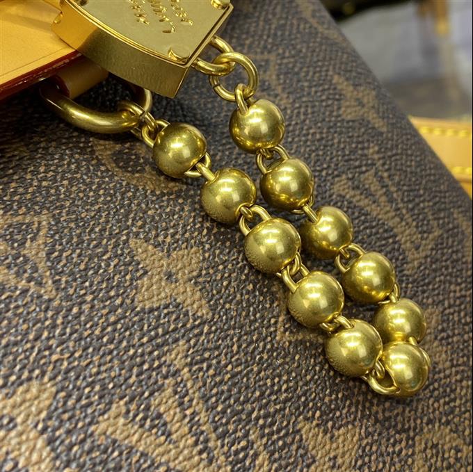 2025224M11630121521716