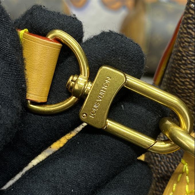 2025224M11630121521732