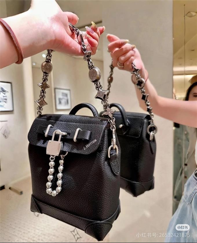 2025224M11637121526145