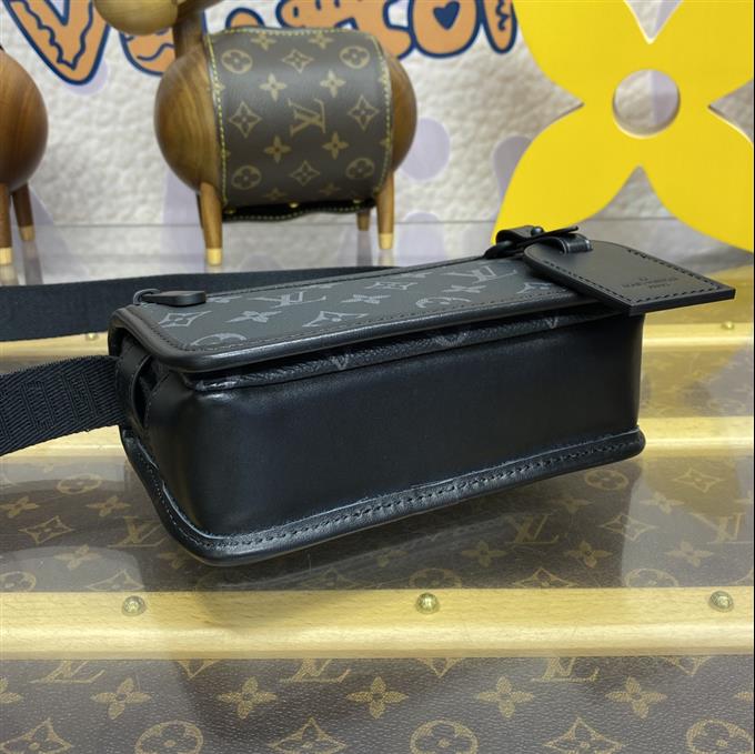 2025224M12599121522779