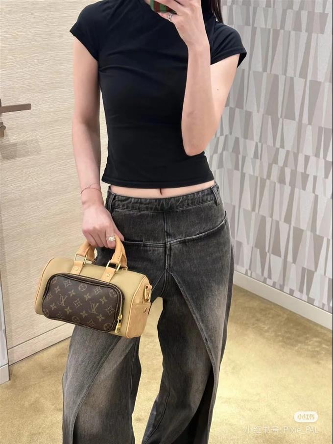 2025224M12627121526789