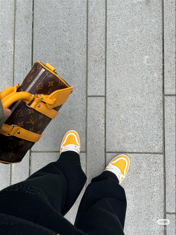 2025224M12733121528253