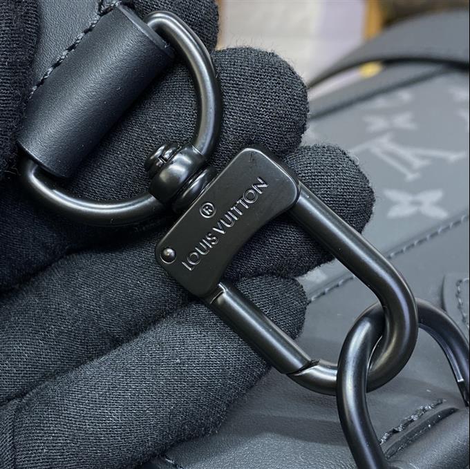 2025224M46953121525784