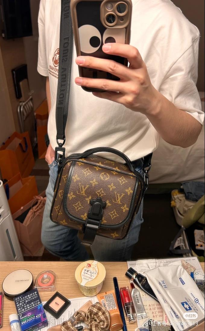 2025224M46973121530463