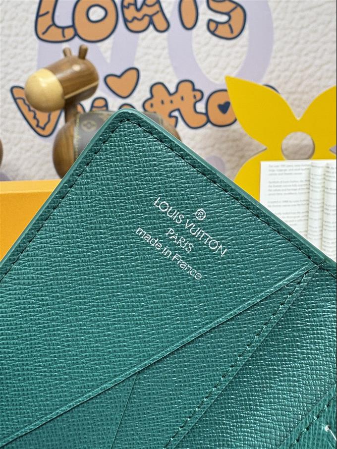 2025224M12658121332696