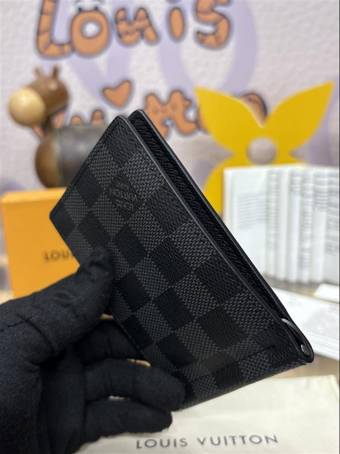 2025224M66543121334322