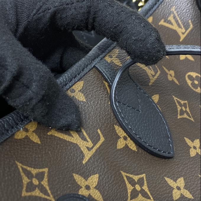 2025224M11946103824573