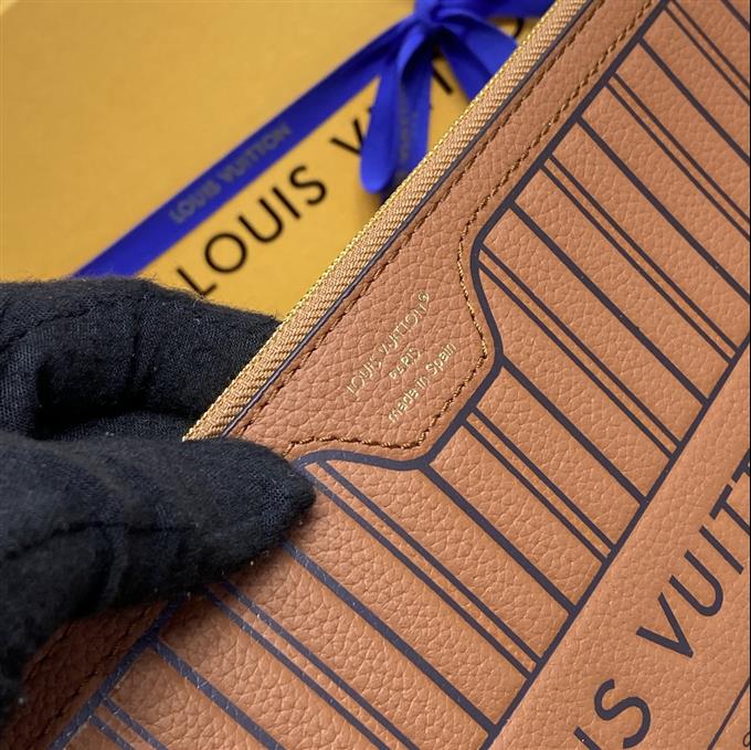 2025224M11946103828726