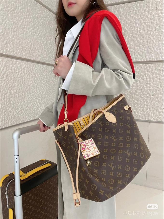 2025224M11947103832904