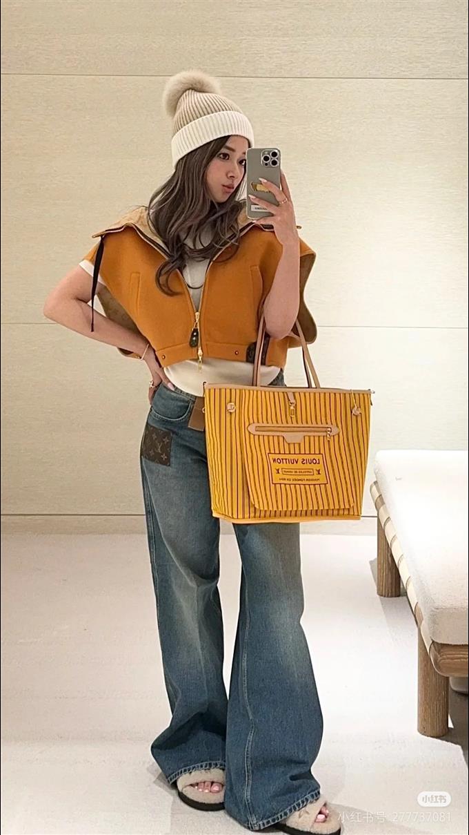 2025224M11947103833329