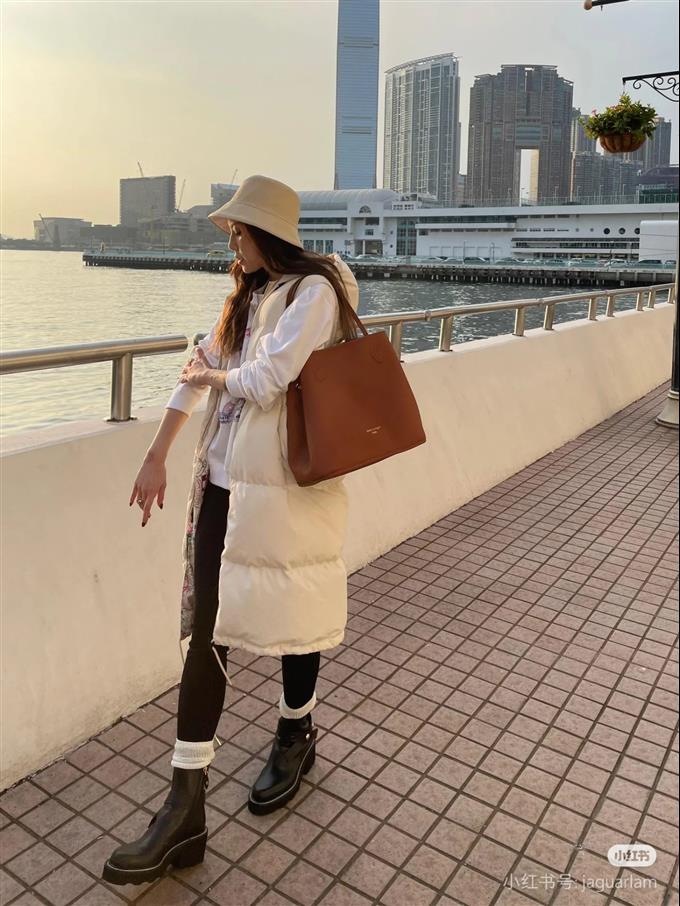 2025224M1206111519781