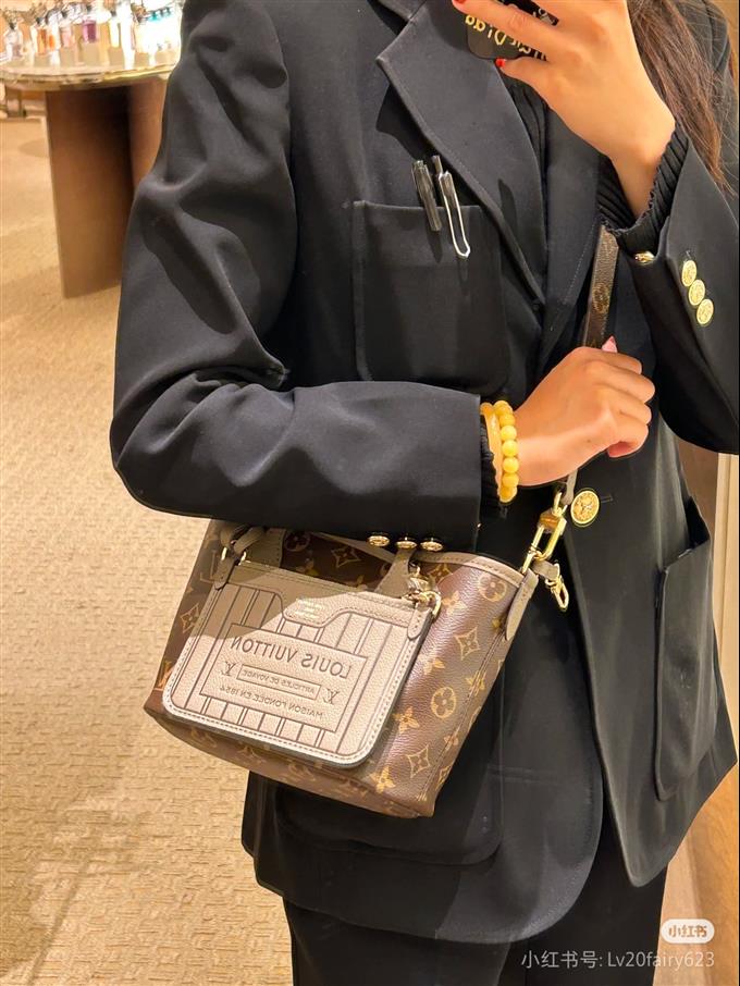 2025224M12109103832764