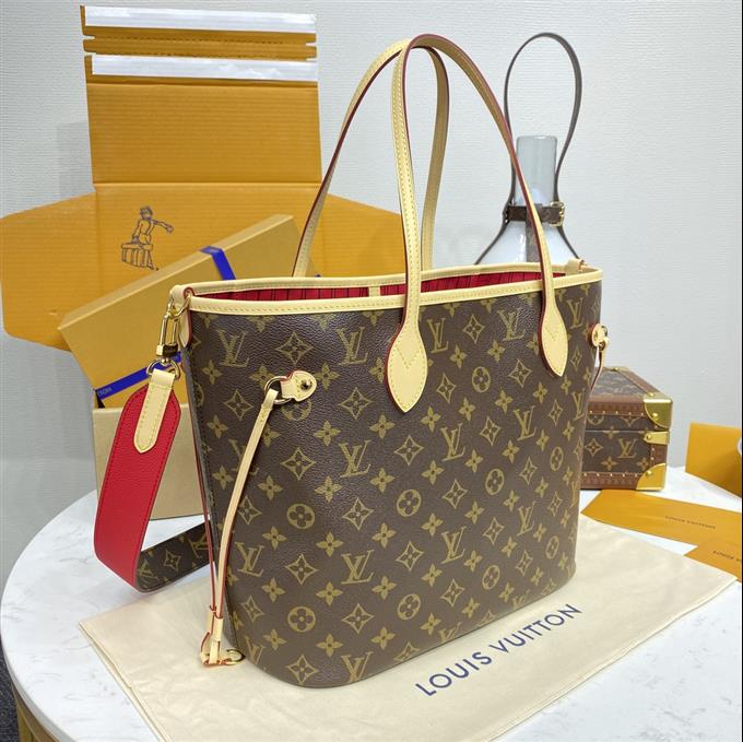 2025224M12257103828425