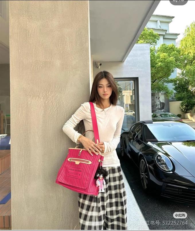 2025224M12257103831181