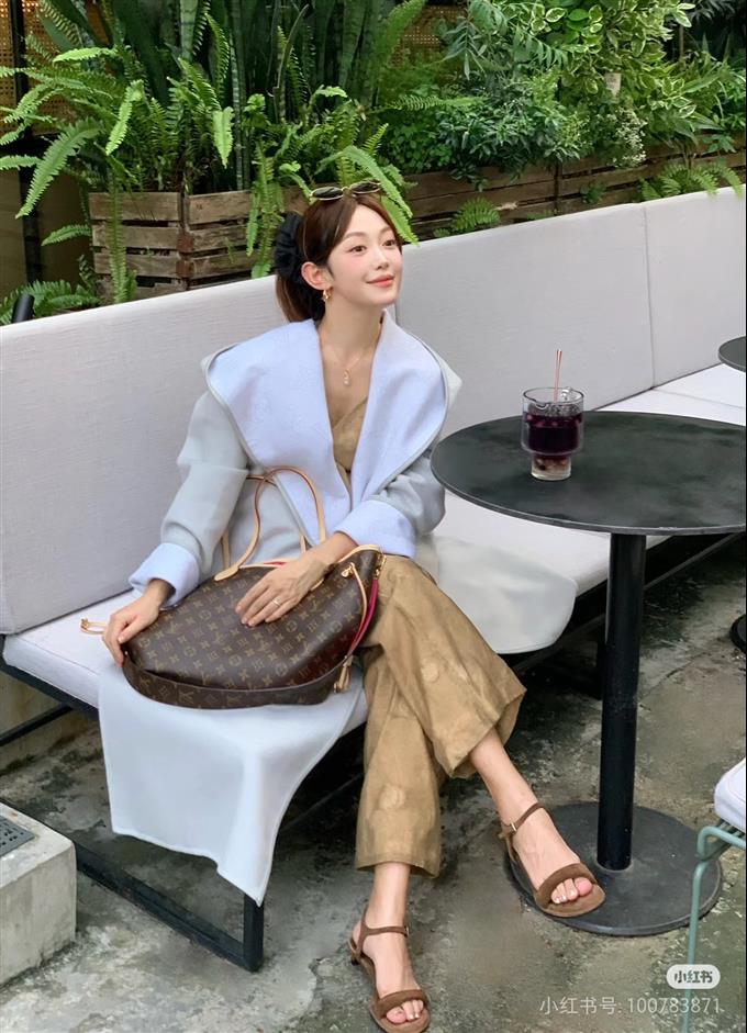 2025224M12257103831227