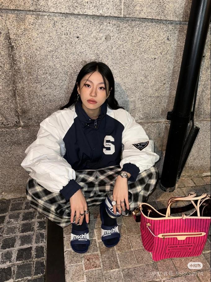 2025224M12257103833961