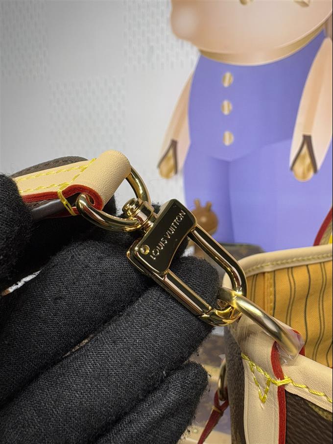 2025224M1225711513684